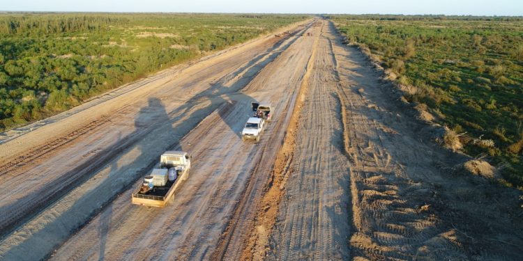 Hoy se habilita nuevo camino en el Chaco que ahorrará casi 200 km. el viaje hasta Asunción Hoy se habilita nuevo camino en el Chaco que ahorrará casi 200 km. el viaje hasta Asunción