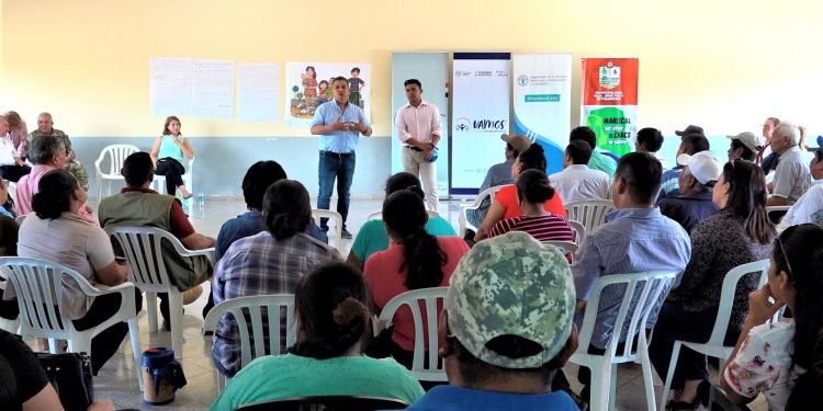 Desean implementar programa de asistencia integral en Mariscal Estigarribia Desean implementar programa de asistencia integral en Mariscal Estigarribia