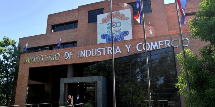 Industria paraguaya se posiciona como tercer componente del PIB nacional
