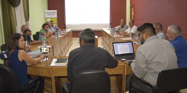 Concejales rechazan proyecto de urbanización en Loma Plata porque no fue socializado Concejales rechazan proyecto de urbanización en Loma Plata porque no fue socializado