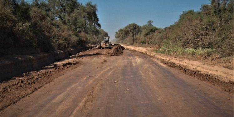 Realizan trabajos de alteo en terraplén de las zonas bajas de Teniente Montanía Realizan trabajos de alteo en terraplén de las zonas bajas de Teniente Montanía