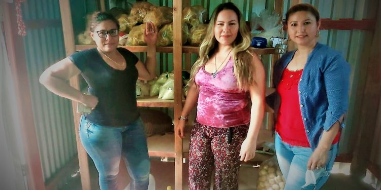 Ciudadanos del distrito de Mariscal Estigarribia colectan viveres para familias