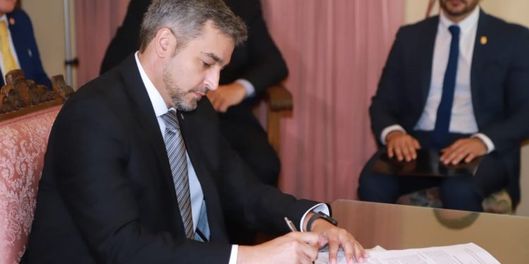 Ejecutivo presenta proyecto de ley para garantizar recursos a Salud y posibilitar recuperación económica