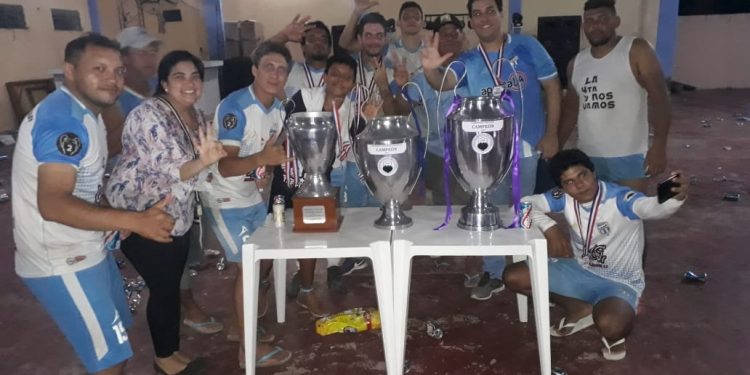 Mirta Feltes, la presidenta Tricampeón de la Liga Olimpeña de Fútbol