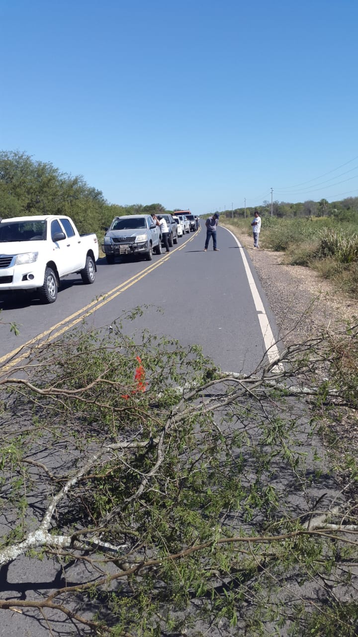 Comunidades indígenas cierran ruta y solicitan al Gobierno asistencia inmediata