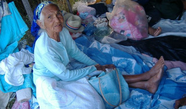 Luchadora por la tierra de Casado necesita ayuda de la gente para conseguir prótesis