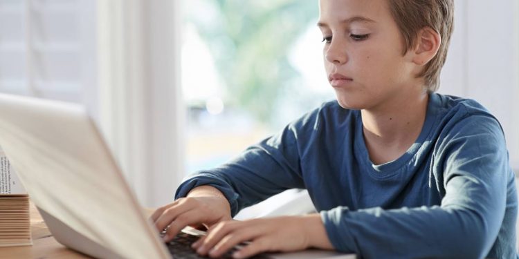 MEC sigue sumando alternativas para que estudiantes continúen con el año escolar MEC sigue sumando alternativas para que estudiantes continúen con el año escolar