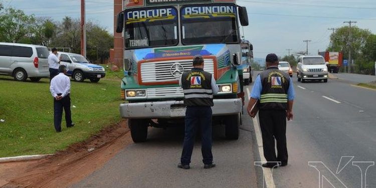 Dinatran extiende suspensión del servicio de transporte de pasajeros al interior