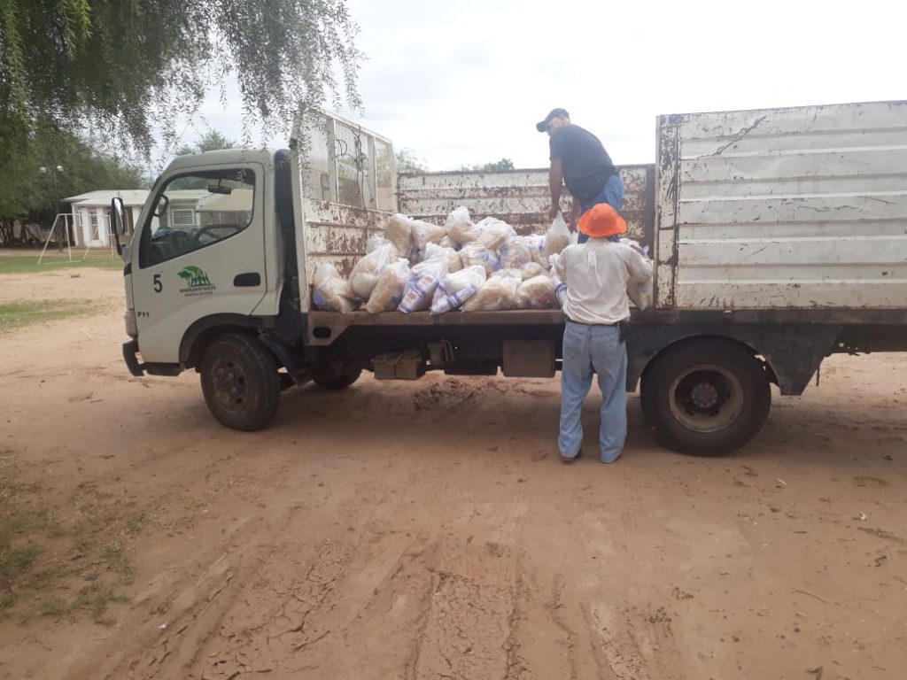 Almuerzo escolar: Concluyó primera entrega de 500 kits de alimentos en Filadelfia