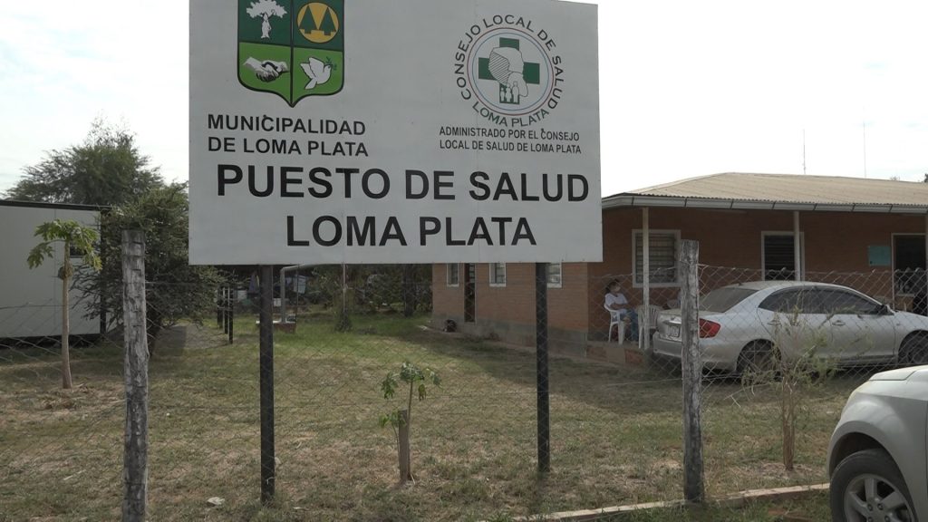 De urgencia hicieron trabajo de parto en el Puesto de Salud de Loma Plata De urgencia hicieron trabajo de parto en el Puesto de Salud de Loma Plata