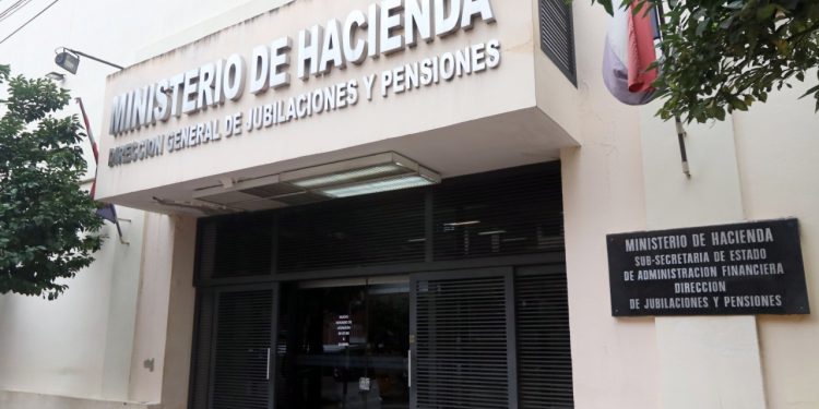 Desvinculados del MEC con antigüedad del 1 de febrero cobrarán el 15 de junio Desvinculados del MEC con antigüedad del 1 de febrero cobrarán el 15 de junio