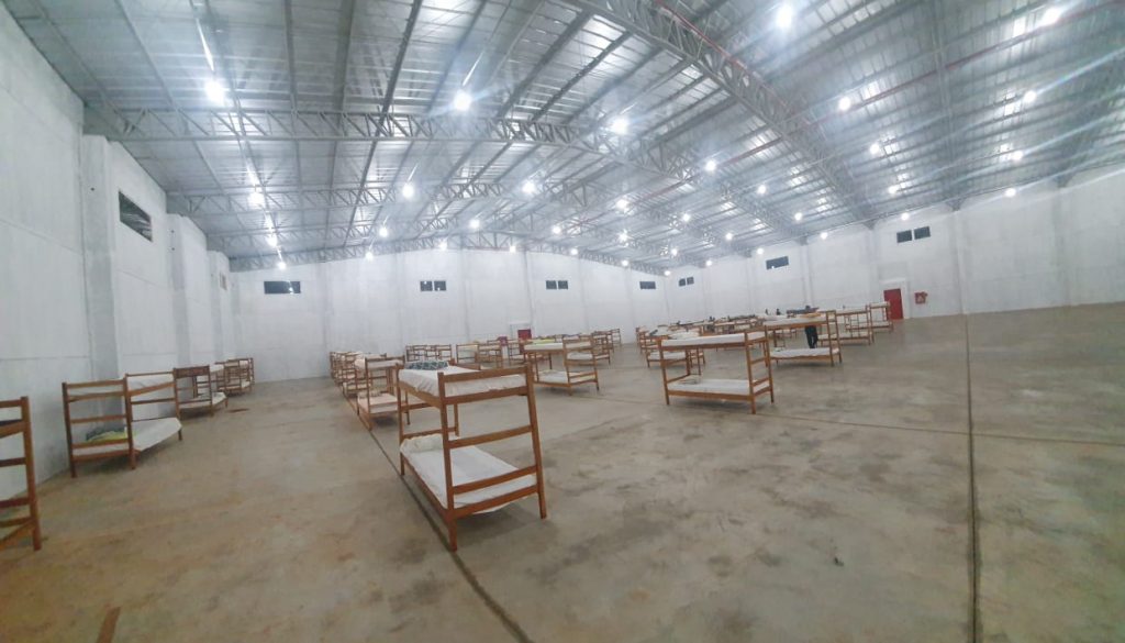 Casi 2.000 personas cumplen cuarentena en albergues del Gobierno