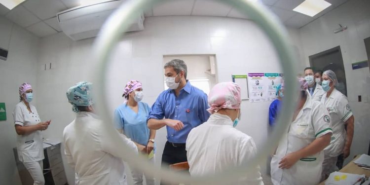 Presidente Abdo felicita a todas las madres paraguayas en su día