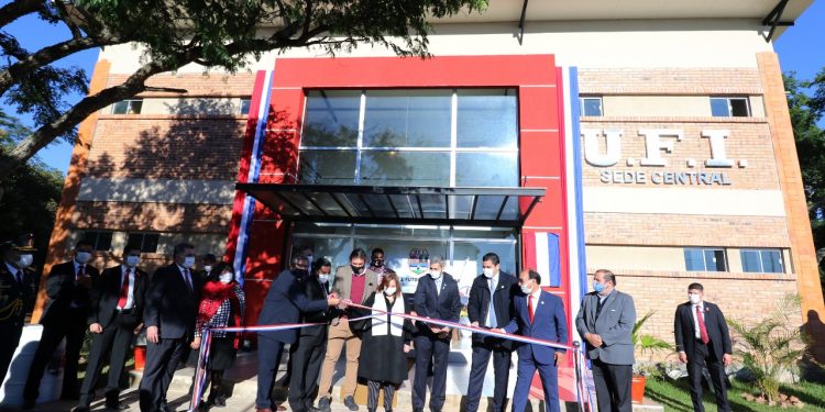 La Unión del Fútbol del Interior inauguró su hermosa casa propia a 61 años de su fundación