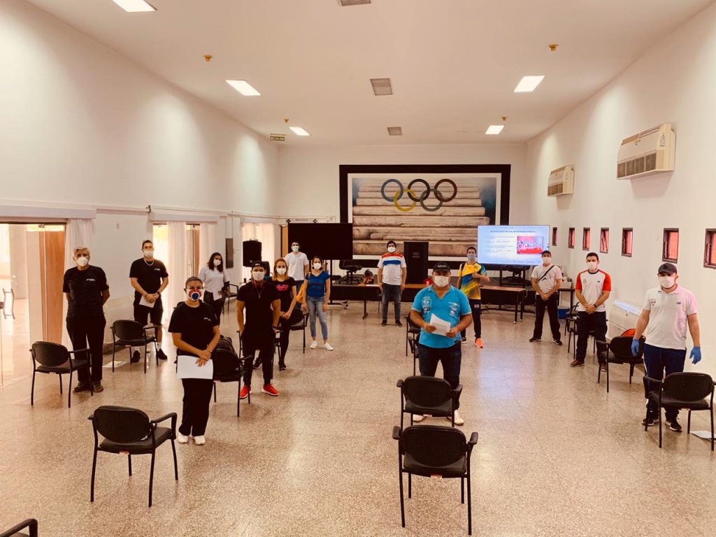 Hoy inician clases virtuales con instructores profesionales de deportes Hoy inician clases virtuales con instructores profesionales de deportes