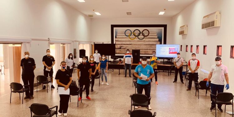 Hoy inician clases virtuales con instructores profesionales de deportes Hoy inician clases virtuales con instructores profesionales de deportes