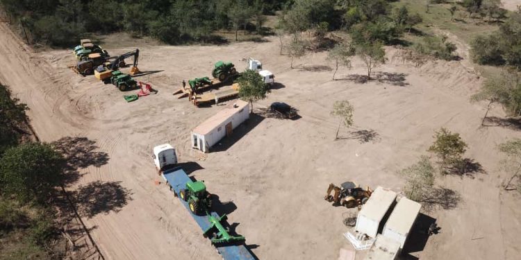 Continúa construcción del campamento de obras en la ruta Pozo Colorado a Concepción Continúa construcción del campamento de obras en la ruta Pozo Colorado a Concepción