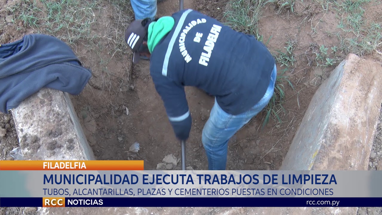 LA MUNICIPALIDAD DE FILADELFIA REALIZA TRABAJOS DE LIMPIEZA DE TUBOS Y ALCANTARILLADOS