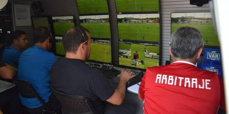 Nuevas reglas del fútbol establecidas por la IFAB están en vigencia desde el 1 de junio Nuevas reglas del fútbol establecidas por la IFAB están en vigencia desde el 1 de junio