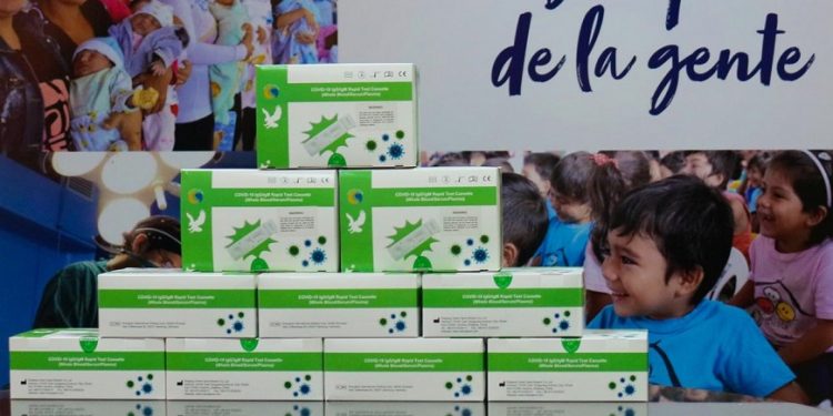 Ministerio de Salud recibe donación de test rápidos para la COVID-19