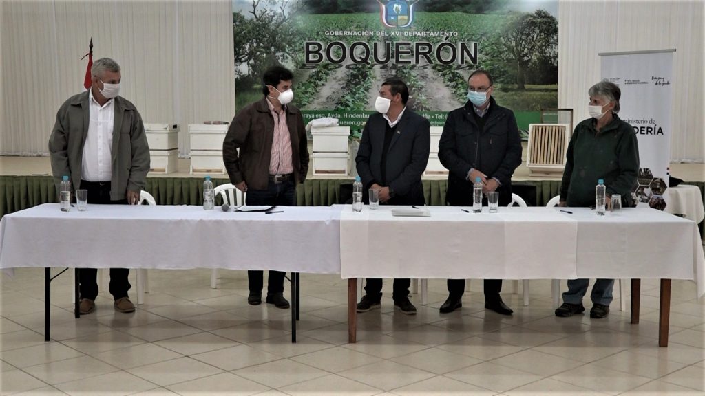 Proyecto incluirá a 250 familias del Chaco para potenciar cadena de valor de la miel