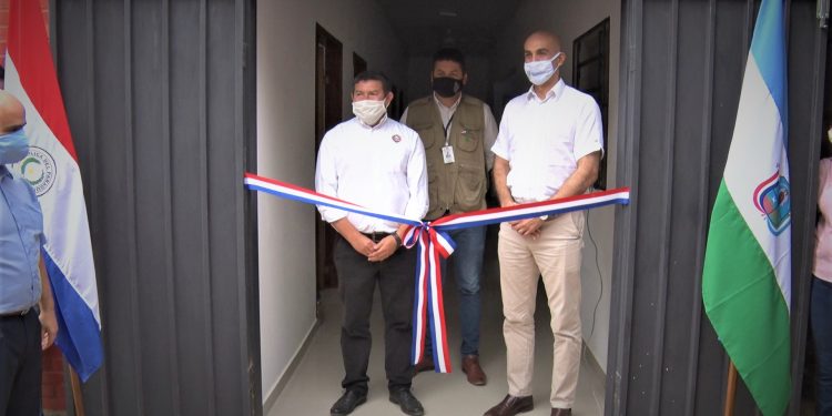 Ministro inauguró oficialmente ampliación en el Hospital Materno Infantil de Villa Choferes