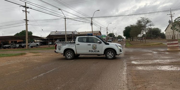 Investigan muerte de un hombre en estacionamiento de supermercado de Filadelfia