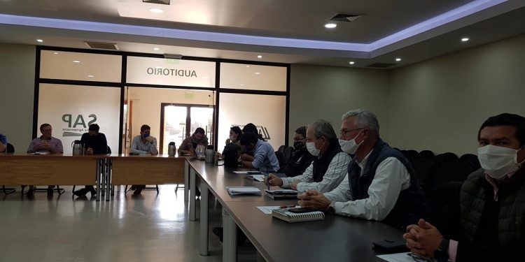 Autoridades acordaron promover socialización de un nuevo municipio en Neuland