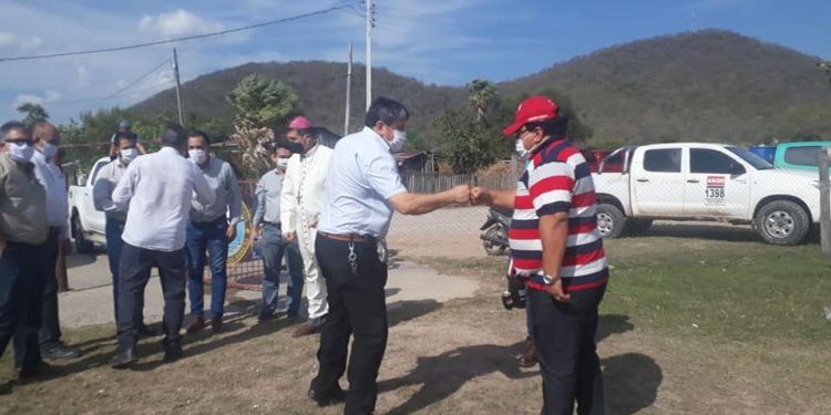 Presidente de la ANDE mantuvo reunión con autoridades de Alto Paraguay
