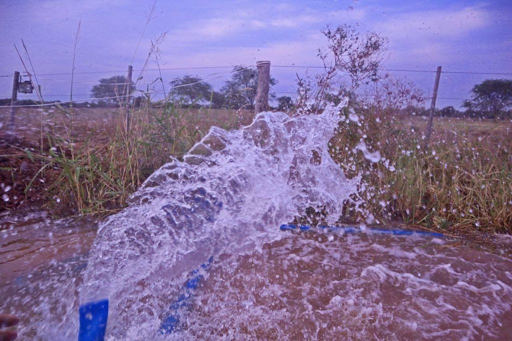 Mario Abdo habilitará oficialmente en unas semanas más el servicio del Acueducto Mario Abdo habilitará oficialmente en unas semanas más el servicio del Acueducto