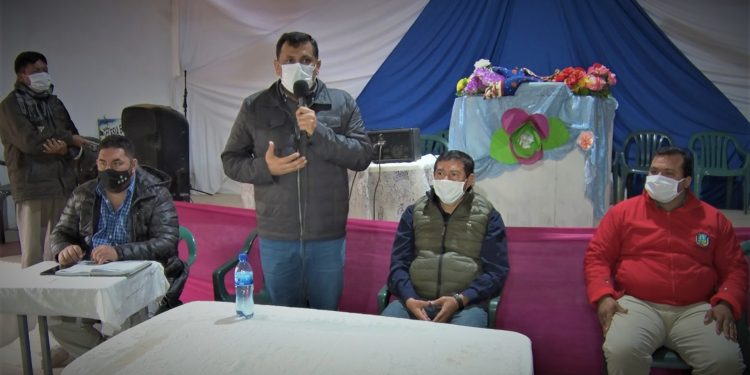 INDI desembolsó ayuda económica para estudiantes indígenas del Chaco INDI desembolsó ayuda económica para estudiantes indígenas del Chaco