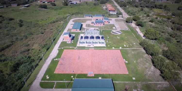 Lento pero seguro: Avanza trabajo de bombeo y prueba de las tuberías del acueducto