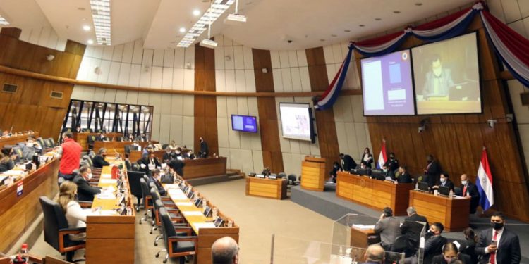 Área silvestre protegida en Mcal. Estigarribia tropieza con proyectos de desarrollo Área silvestre protegida en Mcal. Estigarribia tropieza con proyectos de desarrollo