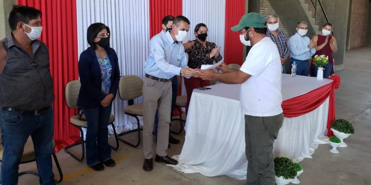 Más de Gs. 270 millones para comerciantes y ganaderos de la lejana Bahía Negra