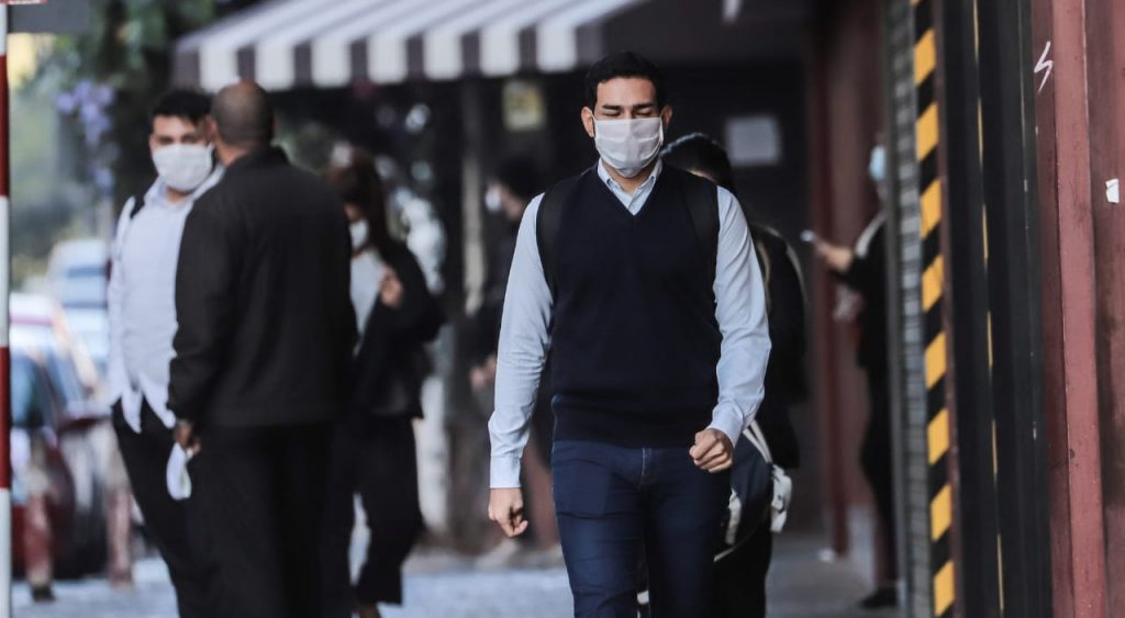 Aprueban proyecto de ley que establece obligatoriedad del uso de tapabocas Aprueban proyecto de ley que establece obligatoriedad del uso de tapabocas