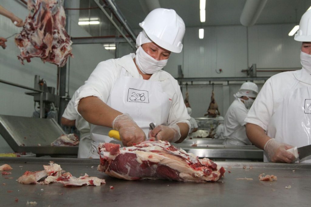 Sudáfrica reabre su mercado para exportación de carne paraguaya