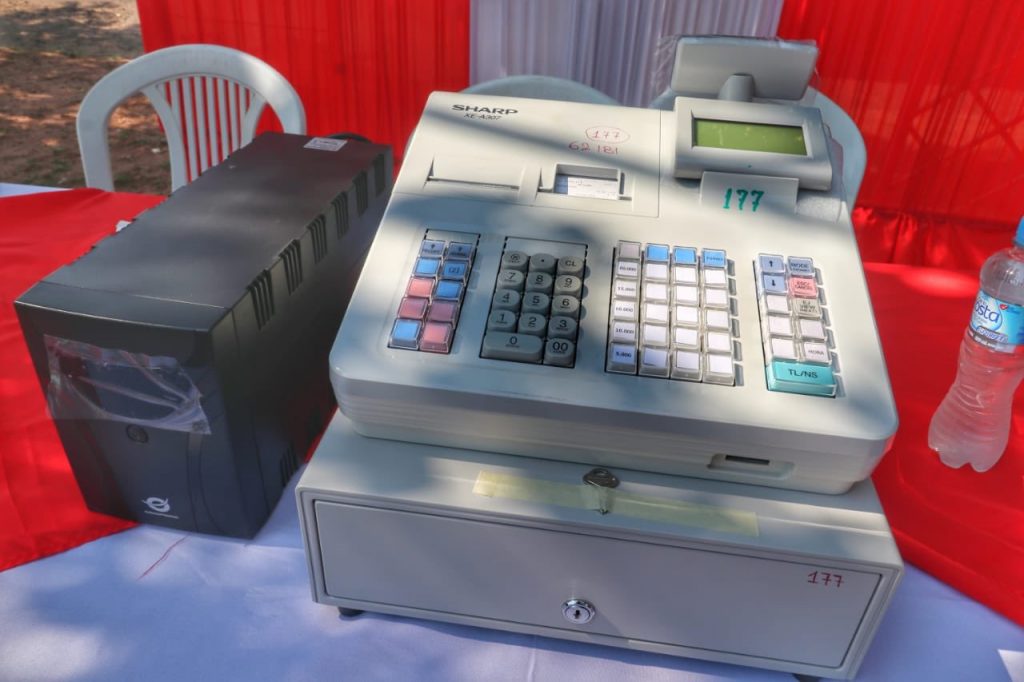 Pozo Colorado: Prosigue cambio de máquinas registradoras en puestos de peajes