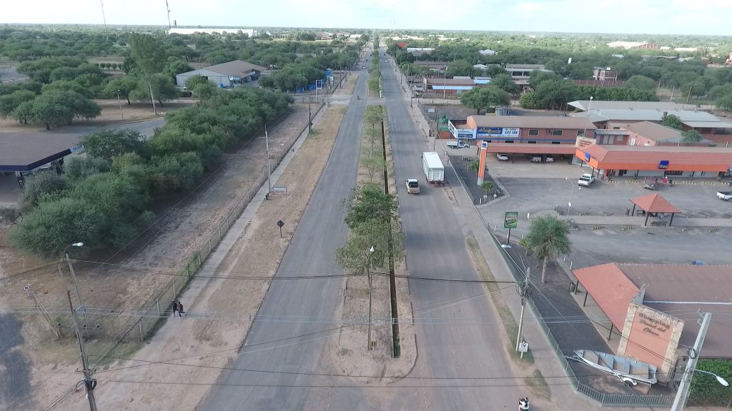 Filadelfia: Realizan mantenimiento de calles en casco urbano