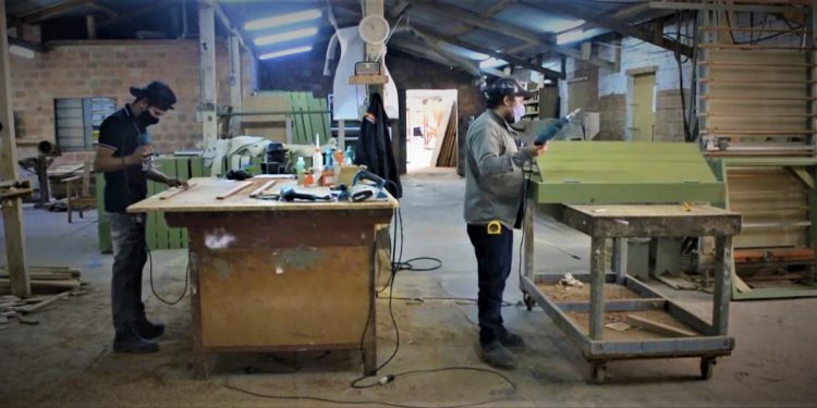 Potencian formación dual en el Chaco mediante becas para jóvenes estudiantes Potencian formación dual en el Chaco mediante becas para jóvenes estudiantes