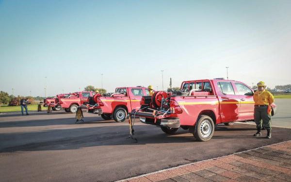 Camionetas fortalecerán capacidad operativa para combatir incendios forestales Camionetas fortalecerán capacidad operativa para combatir incendios forestales