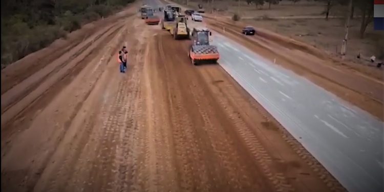 Dividir por lotes permitirá culminar a tiempo reconstrucción de la Transchaco Dividir por lotes permitirá culminar a tiempo reconstrucción de la Transchaco