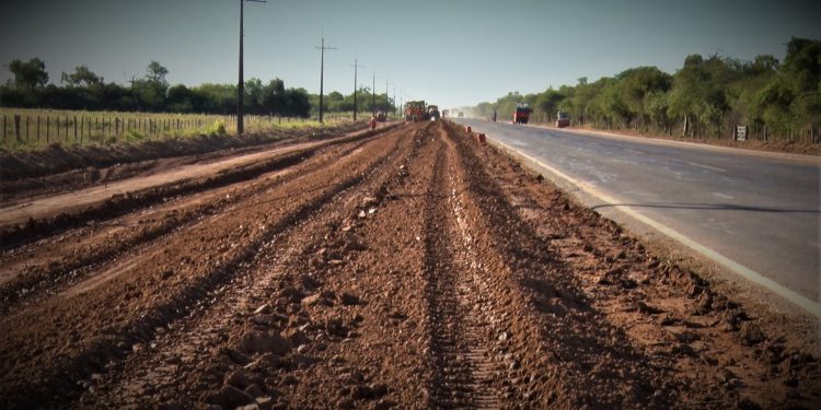Preocupación ante escasez de cemento para obras de Transchaco