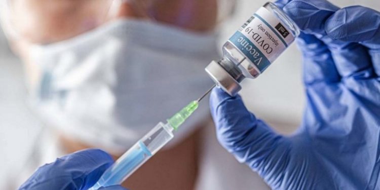 Ministerio de Salud asegura que adquirirá vacunas apenas estén disponibles Ministerio de Salud asegura que adquirirá vacunas apenas estén disponibles