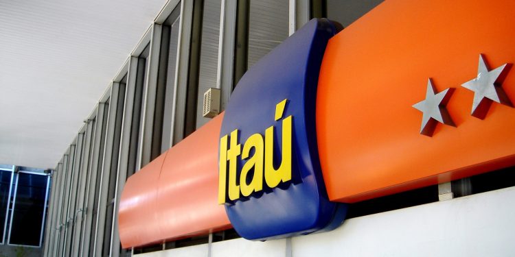COVID-19: Denuncian discriminación de entidad bancaria hacia funcionarios
