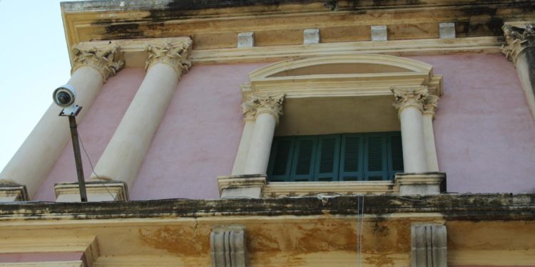 MOPC firmó contrato con consorcio para la restauración del Palacio de López