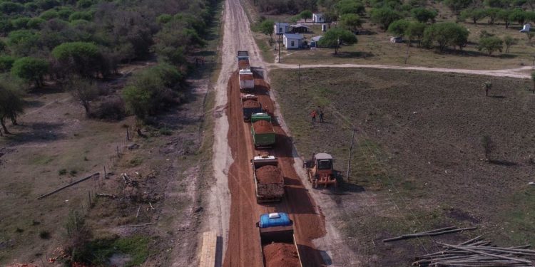 MOPC inicia trabajos de acceso a tierras de la comunidad indígena Yakye Axa MOPC inicia trabajos de acceso a tierras de la comunidad indígena Yakye Axa