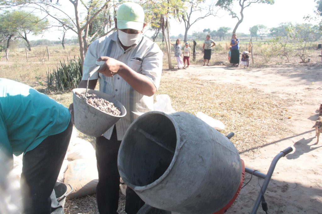 Construyen cisternas para 11 aldeas