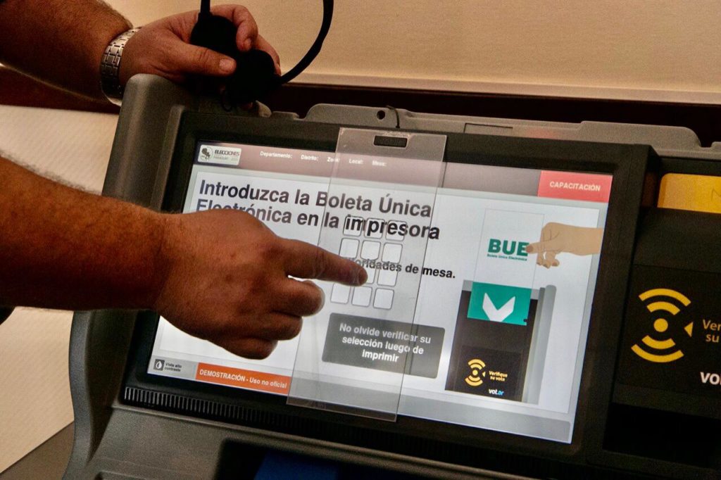 Cerca de 100 agrupaciones políticas solicitaron reconocimiento para elecciones