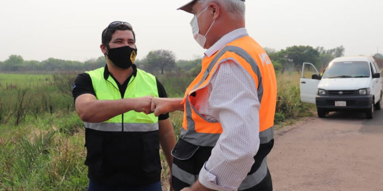 Wiens supervisa trabajos en el tramo Pozo Colorado – Concepción Wiens supervisa trabajos en el tramo Pozo Colorado – Concepción