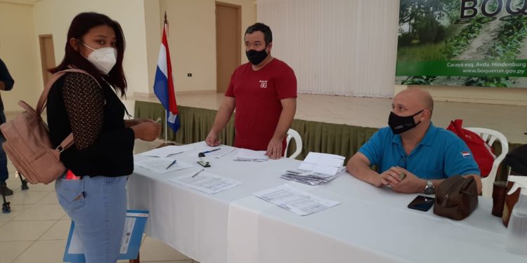 INDI desembolsó ayuda económica para jóvenes de Boquerón INDI desembolsó ayuda económica para jóvenes de Boquerón